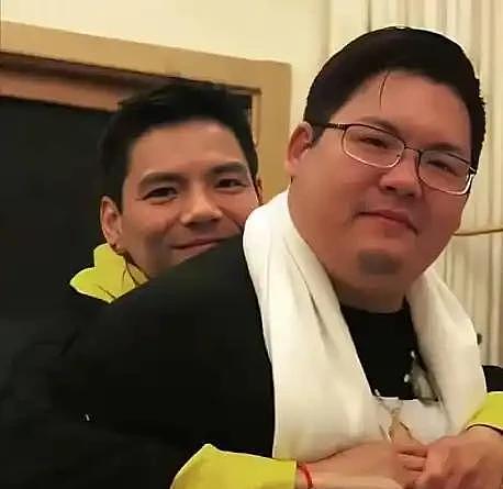 向佐透露弟弟向佑近况:和父母断联,回不了家,靠他提供经济支持(组图) - 2