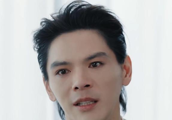 向佐透露弟弟向佑近况:和父母断联,回不了家,靠他提供经济支持(组图) - 4