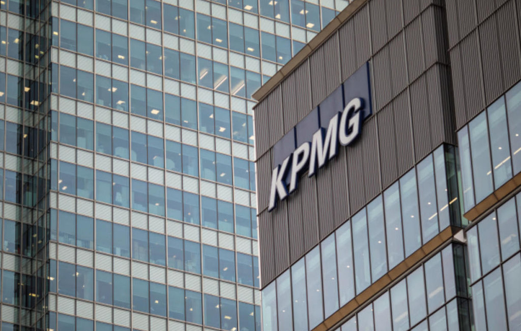 被指滥用客户机密，比PwC丑闻更严重！KPMG多名高管辞职（组图） - 4