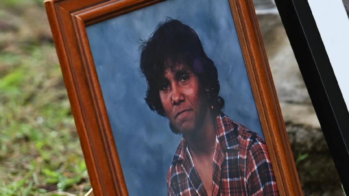 “如果是白人孩子，火车早停那了！”澳洲少年惨死铁轨，38年后终于迎来调查结果 - 3