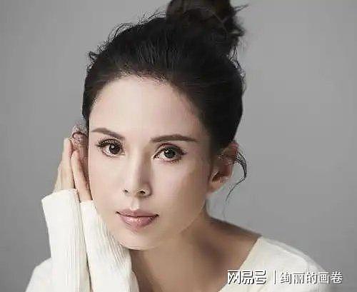 60岁女子被白睡十年倒贴巨资，不婚不育下场凄凉 - 32