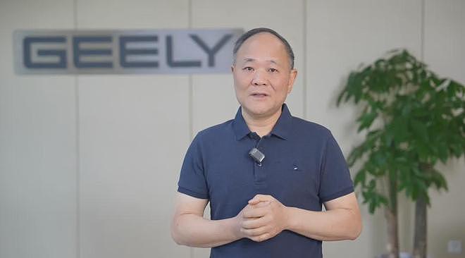 李书福公开怒斥汽车圈：一个个都在打肿脸充胖子！ - 1