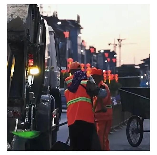 江苏环卫夫妻被撞双双身亡！目击者单方口述惹误会？真相让人咂舌 - 4