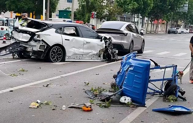 23岁女子涉醉驾连环撞!江苏6旬清洁工夫妻被撞飞,不幸死亡(组图) - 2