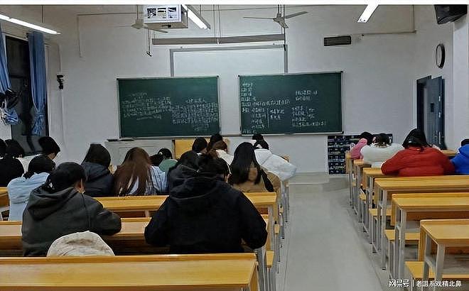 大学生的天塌了：考上的大学竟然变成了衡水，大学高中化席卷全国（组图） - 18