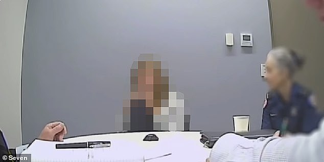 14岁新州少女残忍刺杀10岁女童，因精神分裂免罪，专家称服药可重返社区 - 2