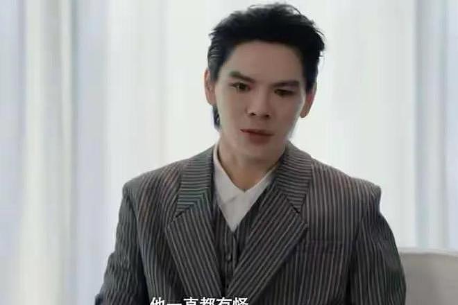向华强懵了!砸数亿都没捧红的向佐,竟被一次采访推上顶峰(组图) - 6