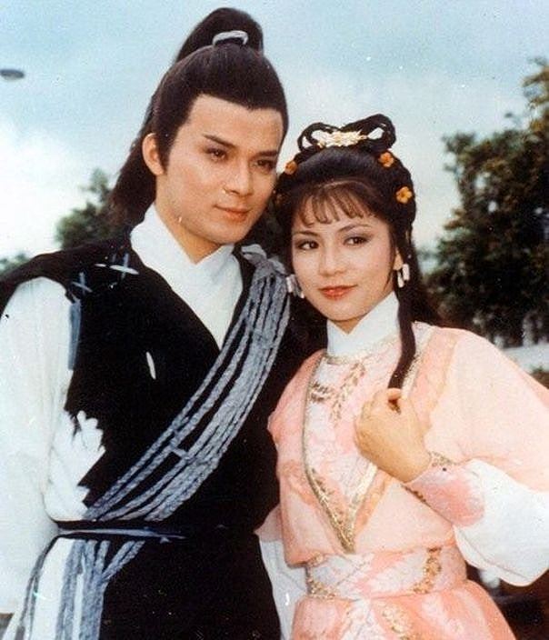 翁美玲与香港初恋男友绝密合照曝光,前度如今变挺肚大叔笑容亲切(组图) - 3