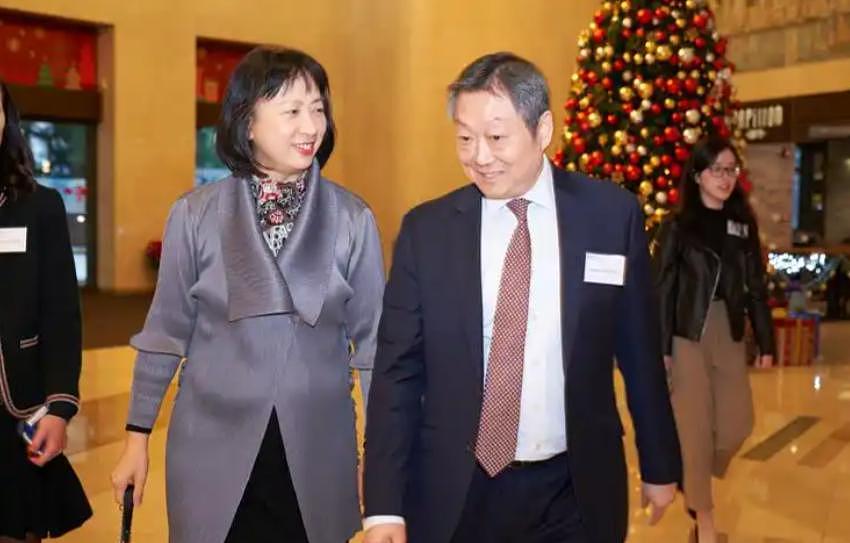 香港母子给美国名校捐30亿!家族在中国年收租百亿?(组图) - 5
