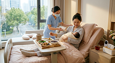 中式坐月子震撼欧美产妇圈！月嫂炖汤按摩宠翻天