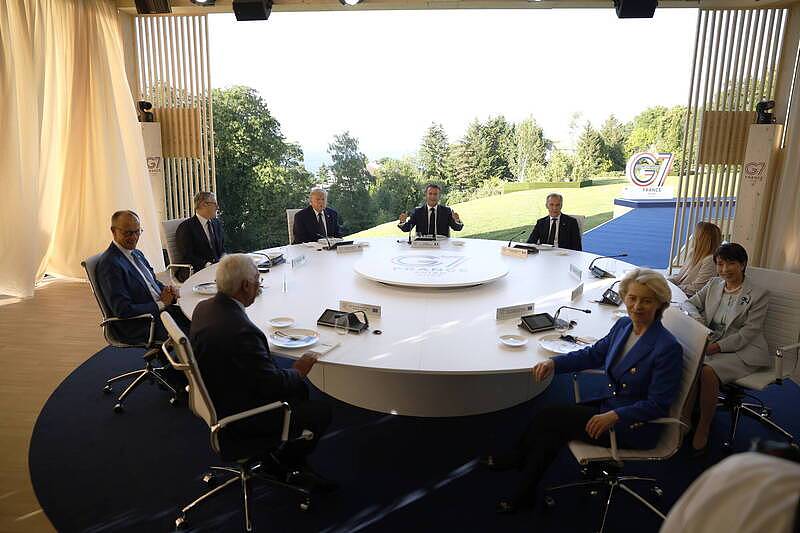 G7晚宴惊爆特朗普、高市早苗激烈争吵!众领袖忙劝架 ,冲突原因曝光 - 1