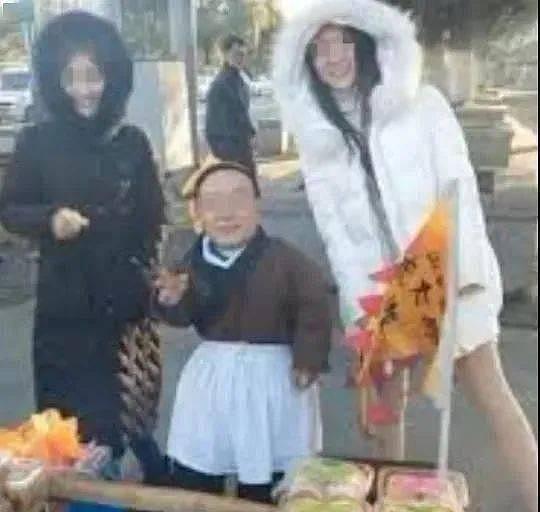 他是身高1.34米的亿万富翁,每月给妻子2万,依然被她害了 - 3