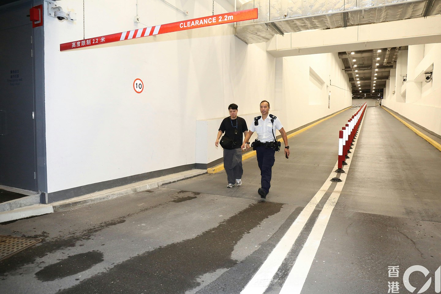 香港机场黄金大劫案！7名嫌犯被捕，金条仍未找回！警方：有内鬼（组图） - 23