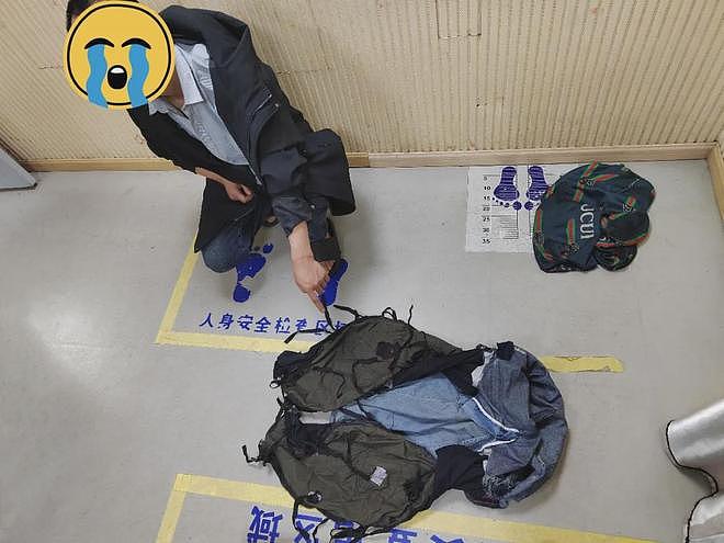 上班穿着超40斤的裤子！男子怪异着装引发老板怀疑，报警一查所有人都惊呆了...（组图） - 4