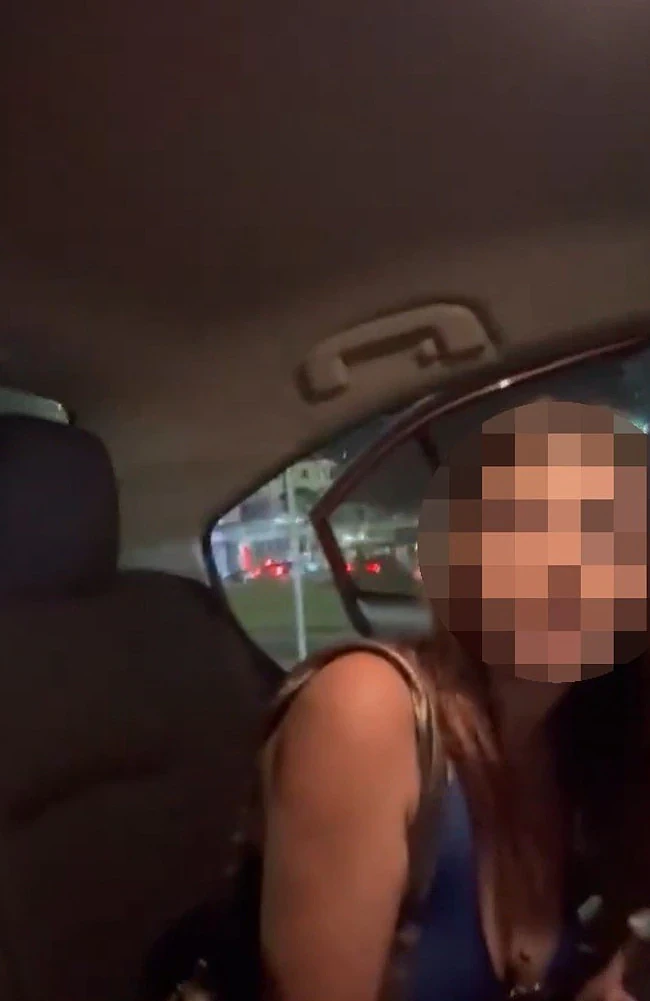 “他朝我泼滚烫的咖啡”!因取消行程,澳洲女乘客与Uber司机爆发激烈冲突 - 3