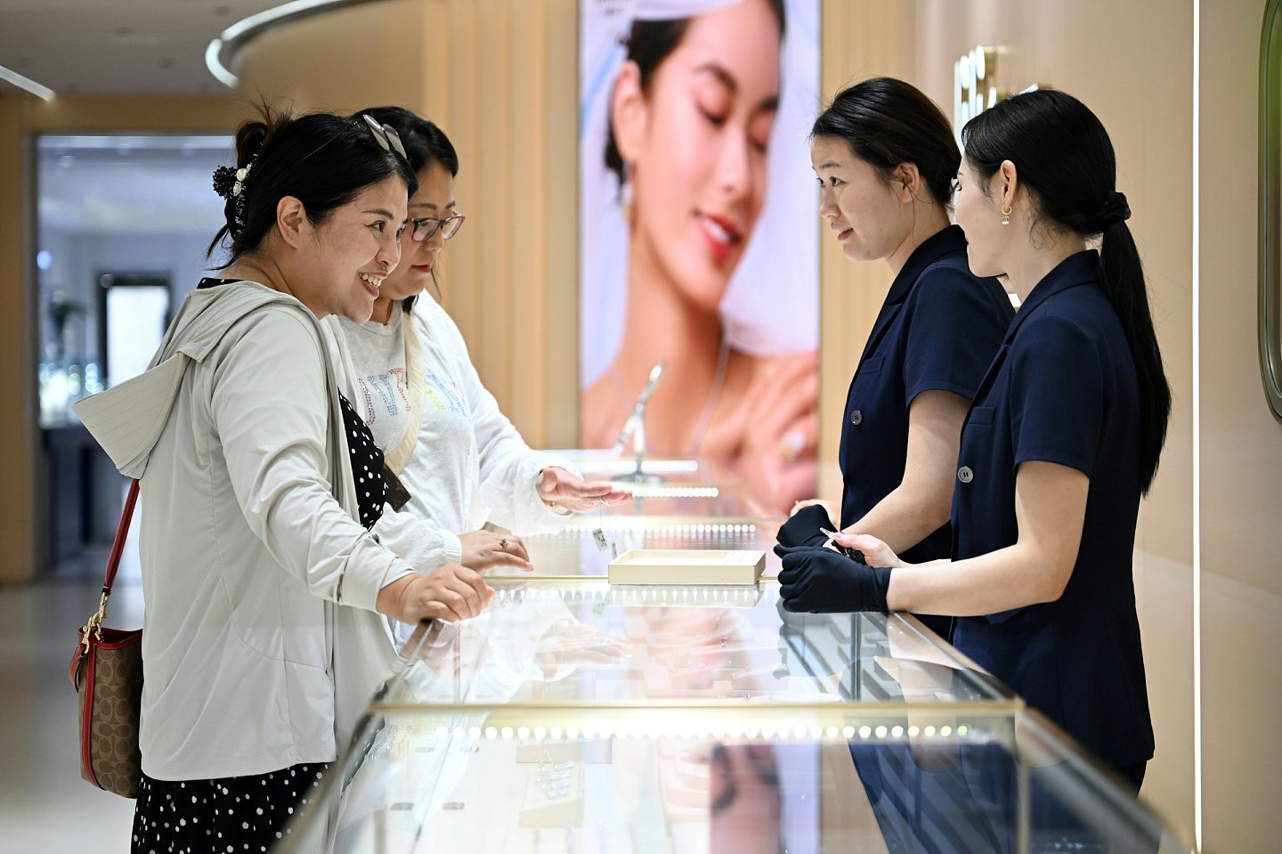 不只稀土，中国人造钻石产业如何卡美国军工脖子？（组图） - 4