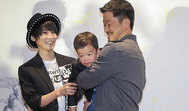 吴京大儿子叫吴所谓,以为够随便了,听到他二儿子名字彻底服了(组图) - 9