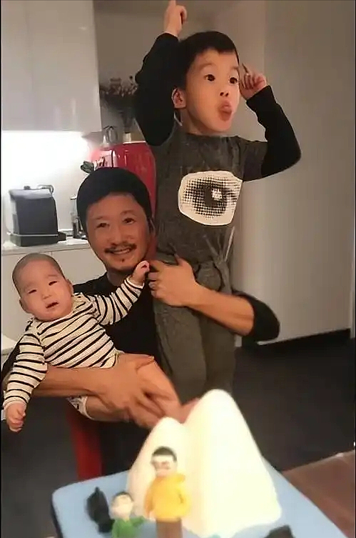吴京大儿子叫吴所谓,以为够随便了,听到他二儿子名字彻底服了(组图) - 13