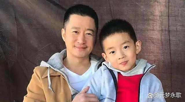 吴京大儿子叫吴所谓,以为够随便了,听到他二儿子名字彻底服了(组图) - 28