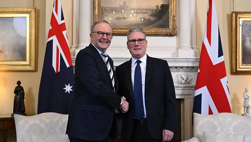 英国首相宣布辞职！传艾博年恐面临同样处境，副总理紧急辟谣（图） - 1