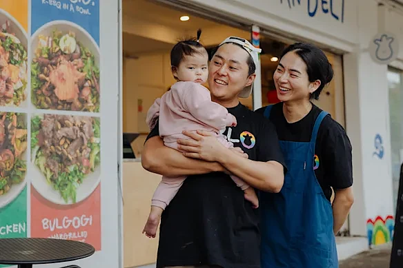 悉尼亚裔夫妇辞职开韩餐店,结果无人光顾,2年不到就面临倒闭(组图) - 1