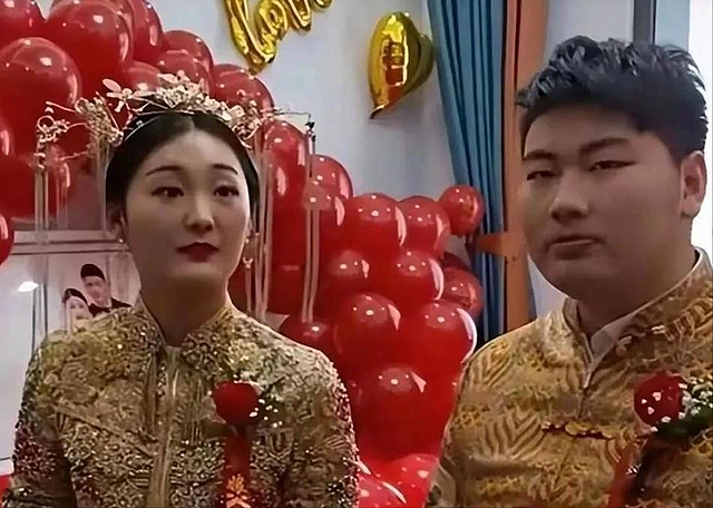 陈亚男苦苦维持的体面,被大衣哥一语戳破,原来我们都被骗了? - 3