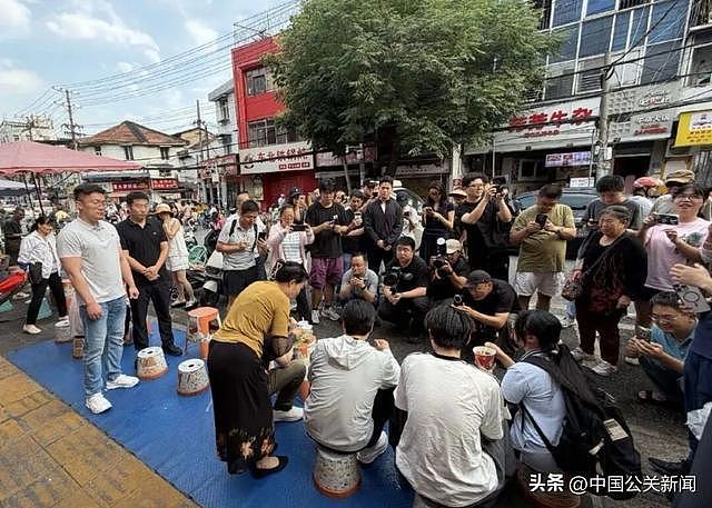 雷军回应吃早饭摆拍，小米公关部天塌了！ - 3