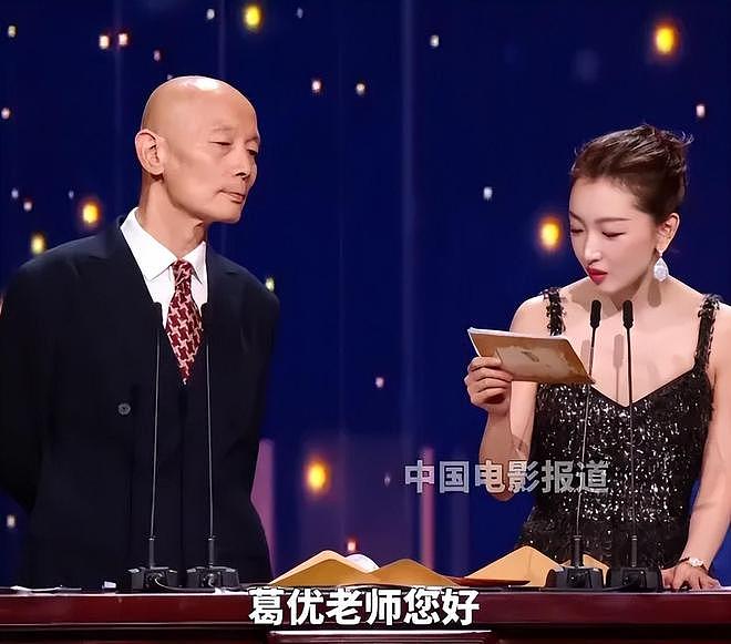 票价千元话剧翻车,周冬雨表现引全网吐槽,内娱捞钱早已毫无底线 - 33