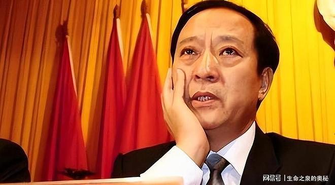 万万没想到,折腾半生倾家荡产的牛群,被美国毕业的儿子这样对待 - 15
