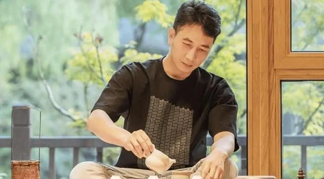 林生斌近况：网传安家澳洲富人区，重组家庭儿女双全，妻子是前员工（组图） - 4