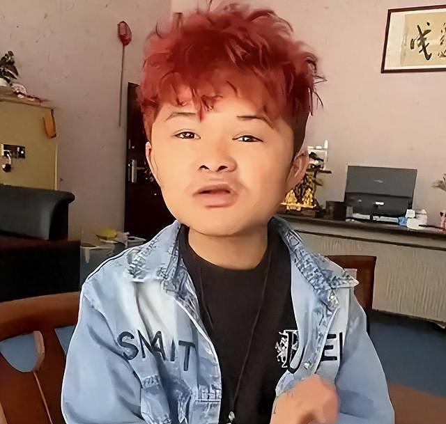 “小马云”女友曝怀了双胞胎,刚成年就当爸,引起网友热议 - 2