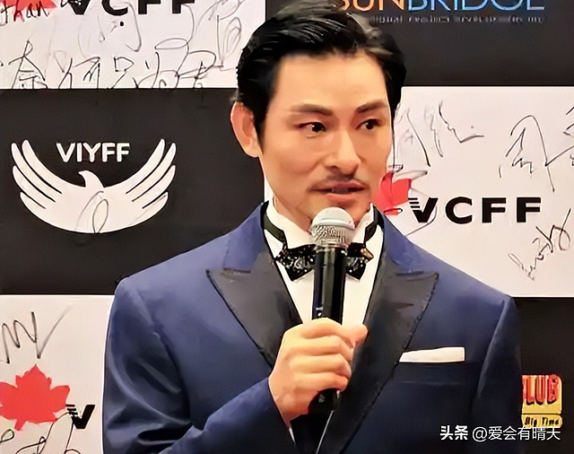 刘德华8年替身近况曝光：无戏可拍，街头摆地摊赚钱，依然有气质 - 18