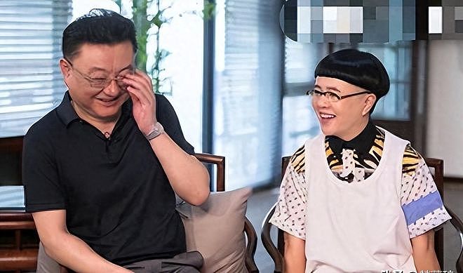 金龟子自曝每月退休金8900元,和丈夫青岛养老,被众人怒批在炫富 - 1