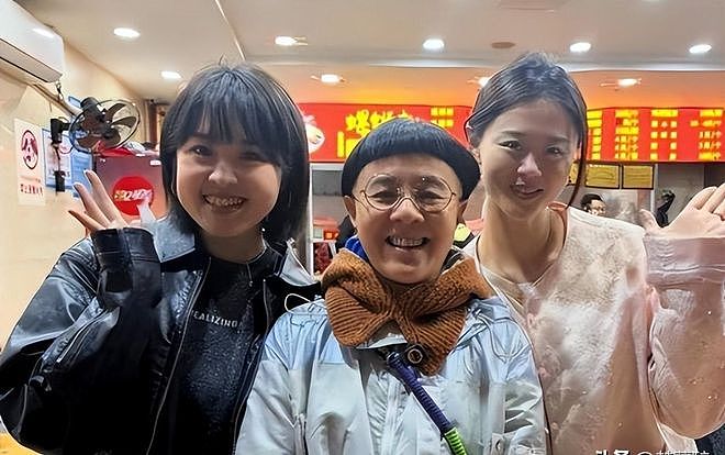 金龟子自曝每月退休金8900元,和丈夫青岛养老,被众人怒批在炫富 - 4