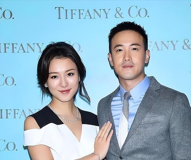 曾志伟儿女现状:长子不生娃,次子离婚,小女儿远嫁,她至今未婚 - 7