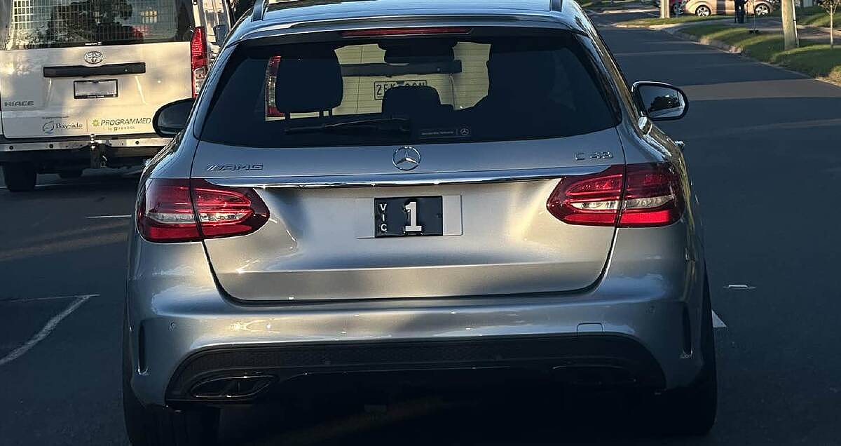 估价超$1000万！VIC 1车牌现身街头，竟挂在这辆车上（组图） - 1
