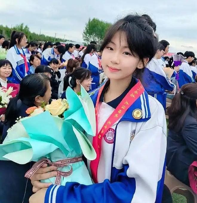 上海高考本科线403分引全网怒喷！凭啥沪爷高考，拿的是站票？（组图） - 5