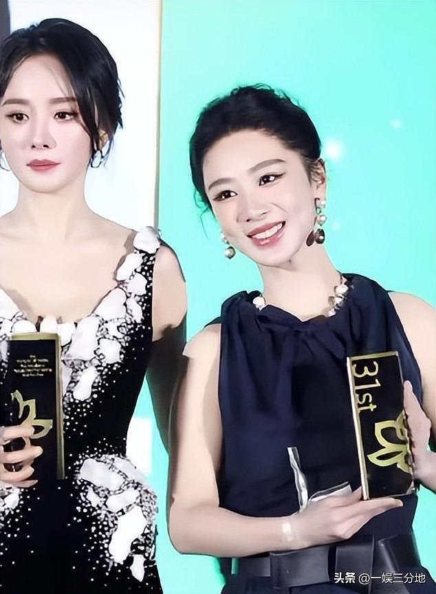 白玉兰合照：杨幂靠边站一脸不高兴，孙俪意外，C 位最有望封视后 - 41