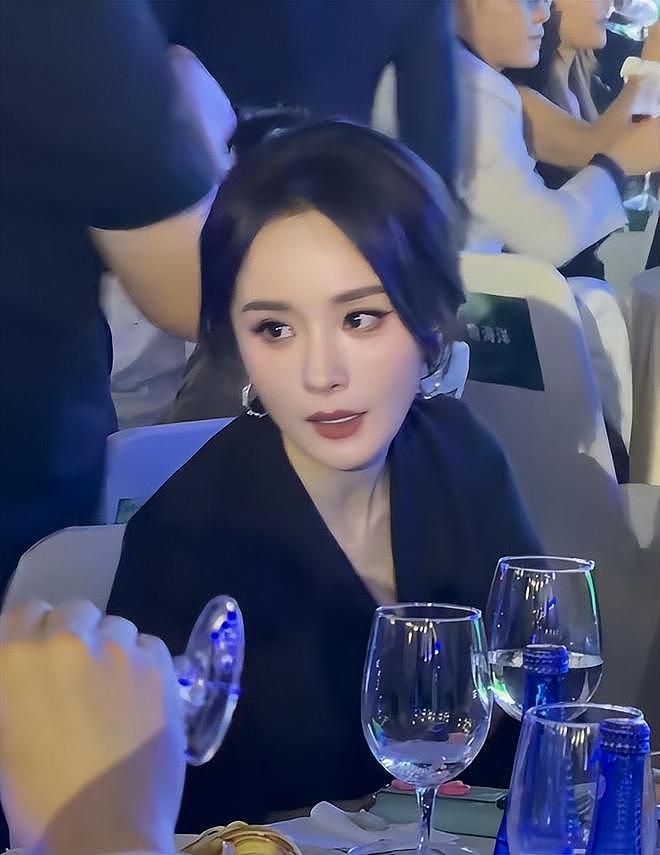 白玉兰红毯：肖战性张力拉满，杨幂腰臀比逆天，孙俪全场最佳（组图） - 21