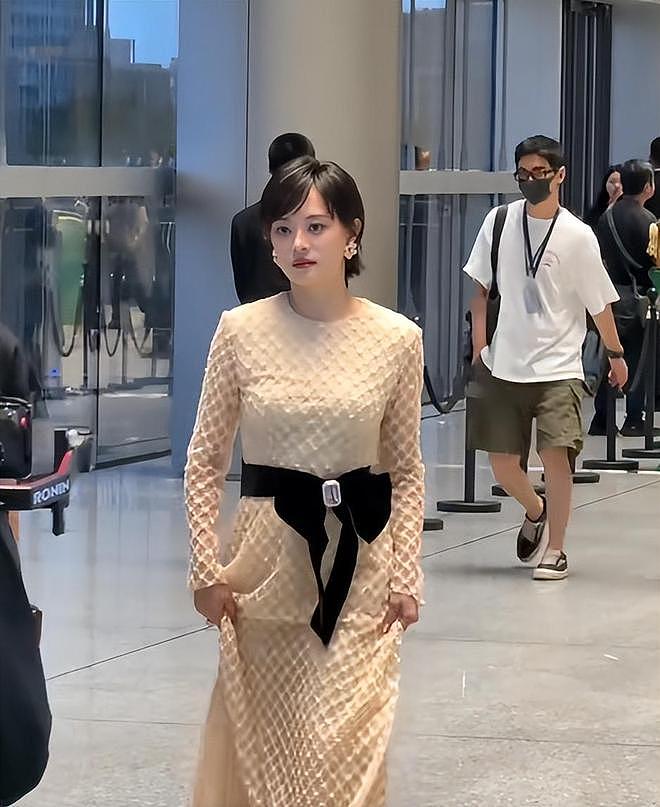 白玉兰红毯：肖战性张力拉满，杨幂腰臀比逆天，孙俪全场最佳（组图） - 26