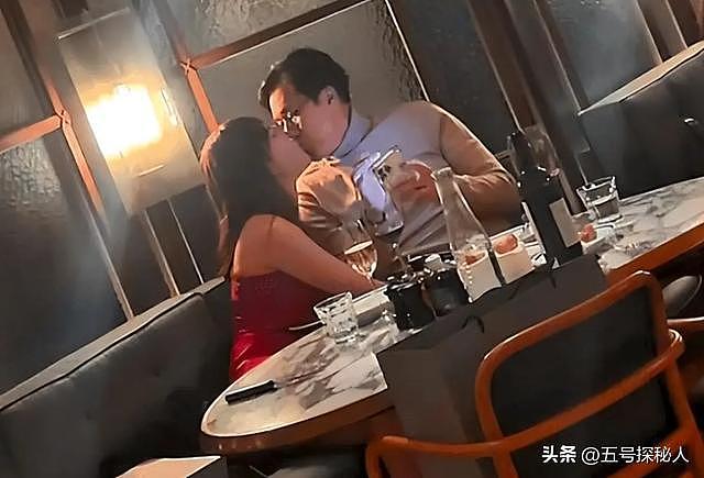 67岁香港富商与网红婚外情9年，女方连生4娃！原配毫不知情（组图） - 8