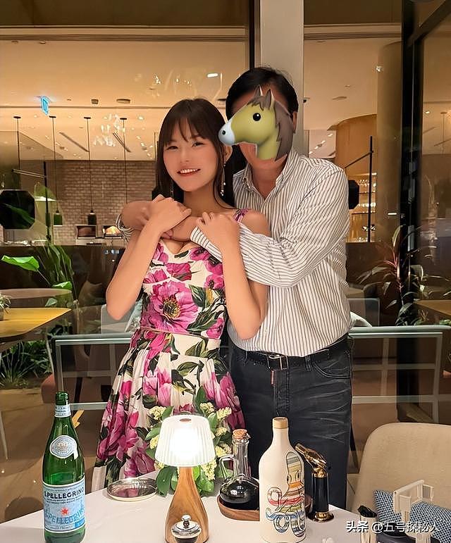 67岁香港富商与网红婚外情9年，女方连生4娃！原配毫不知情（组图） - 13