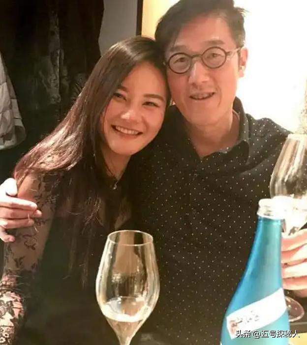 67岁香港富商与网红婚外情9年，女方连生4娃！原配毫不知情（组图） - 17