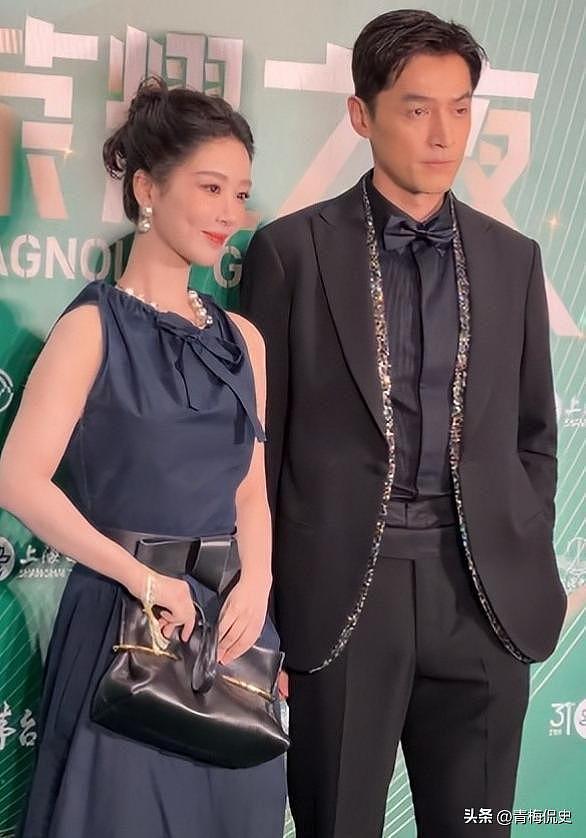 白玉兰晚宴：孙俪被指没礼貌，杨紫又矮又壮，杨幂吴越碾压全场（组图） - 3