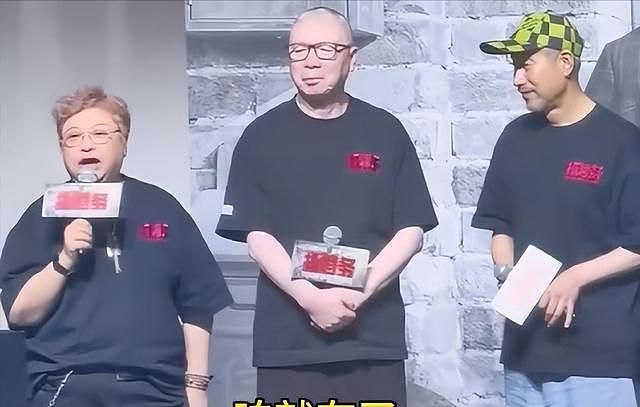 一句“走个面儿”惹众怒？韩红籍贯曝光，和成龙竟是同一类人！ - 7