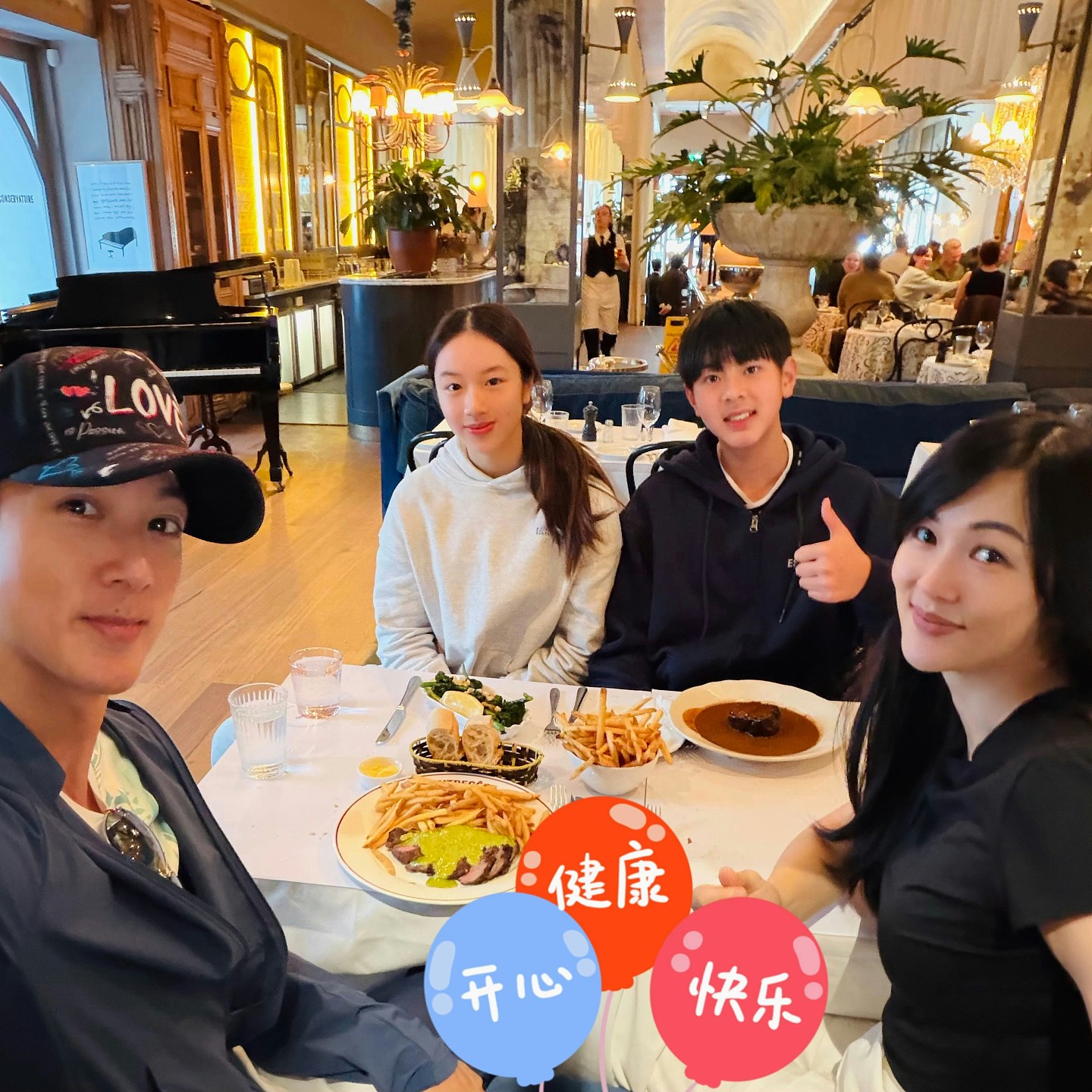 墨尔本飞巴黎行李失踪3天！吴尊发帖炮轰国泰，航司深夜道歉（组图） - 6