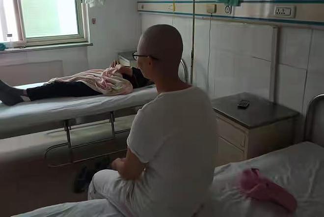 河北学霸抗癌7年花200万，亲戚劝她别拖累母亲，她：我凭啥就该死 - 7