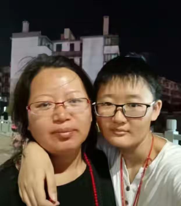 河北学霸抗癌7年花200万，亲戚劝她别拖累母亲，她：我凭啥就该死 - 13