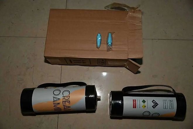 成都崇州一网约车司机凌晨接到古怪订单，多给100元运费还承诺到货加钱，他当场报警，获奖5000元 - 2