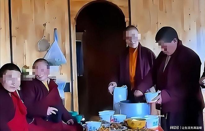 揭秘尼姑庵：年轻尼姑与频繁香客背后的真相 - 6